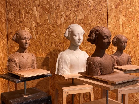 Formation Moncontour sculptures portrait